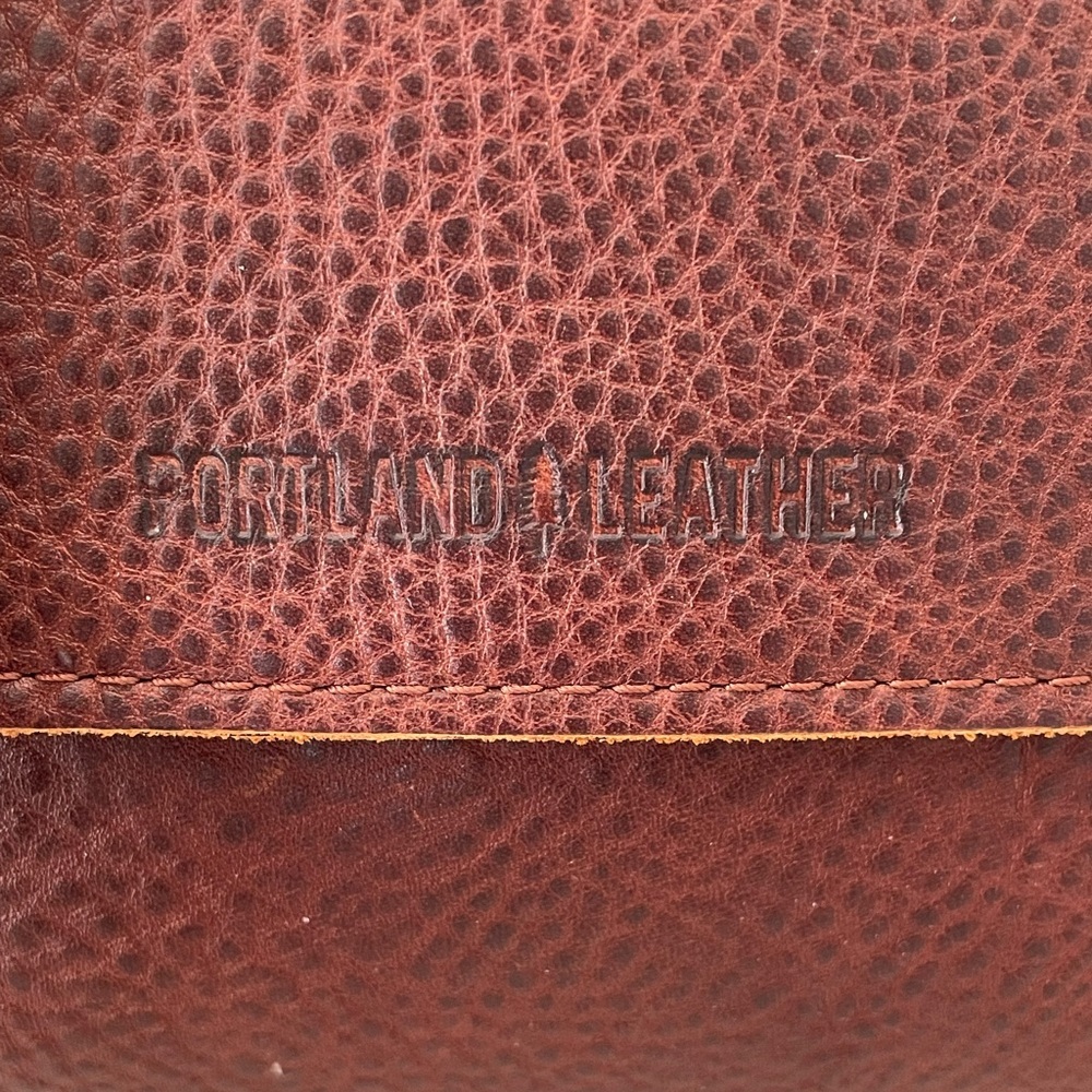 Portland Leather Goods Crossbody Bag With Wallet - Picture 9 of 16